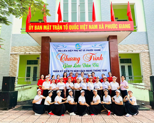 Đồng diễn dân vũ 7